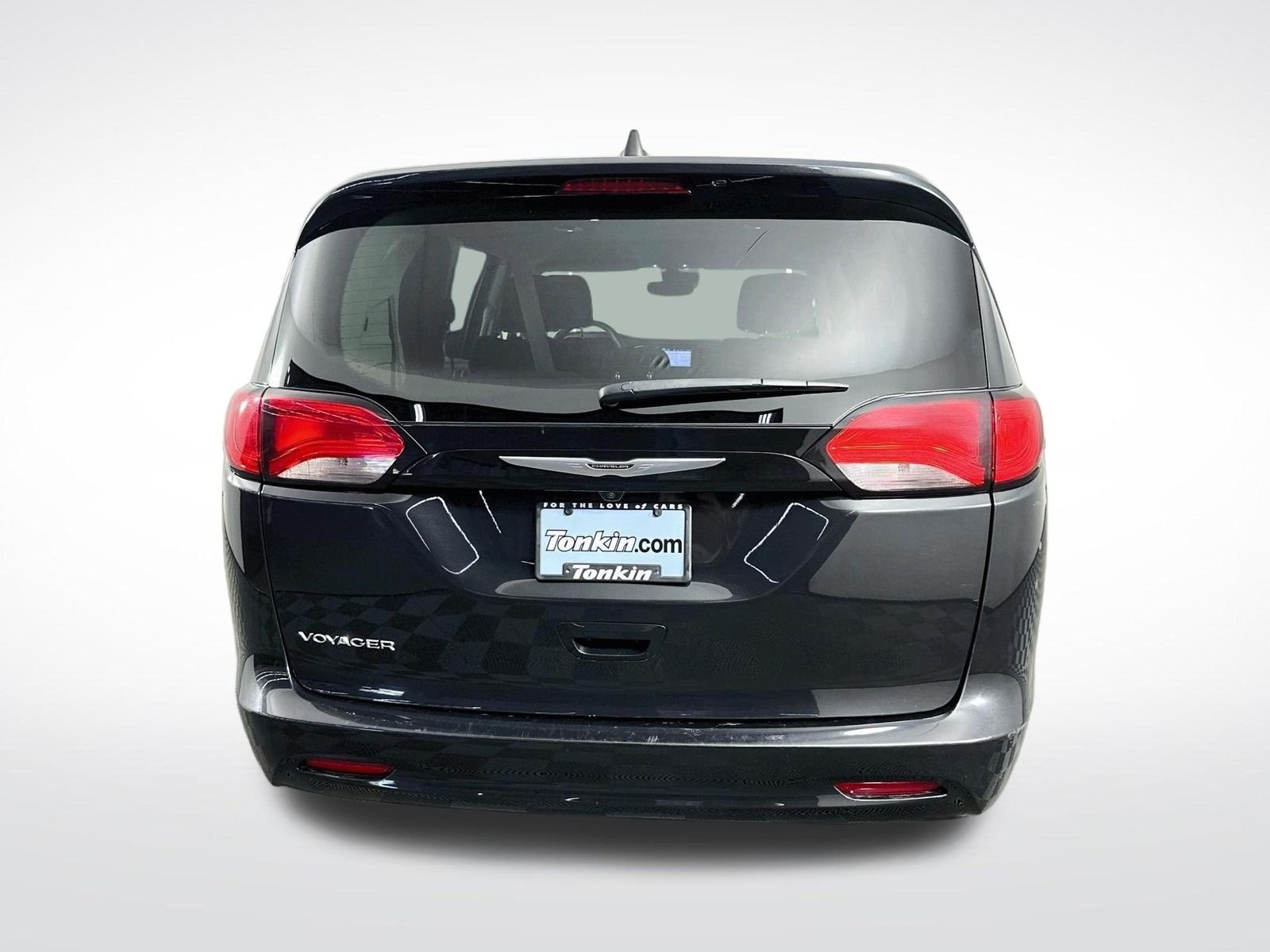 Used 2023 Brilliant Black Crystal Pearlcoat Chrysler LX image 7