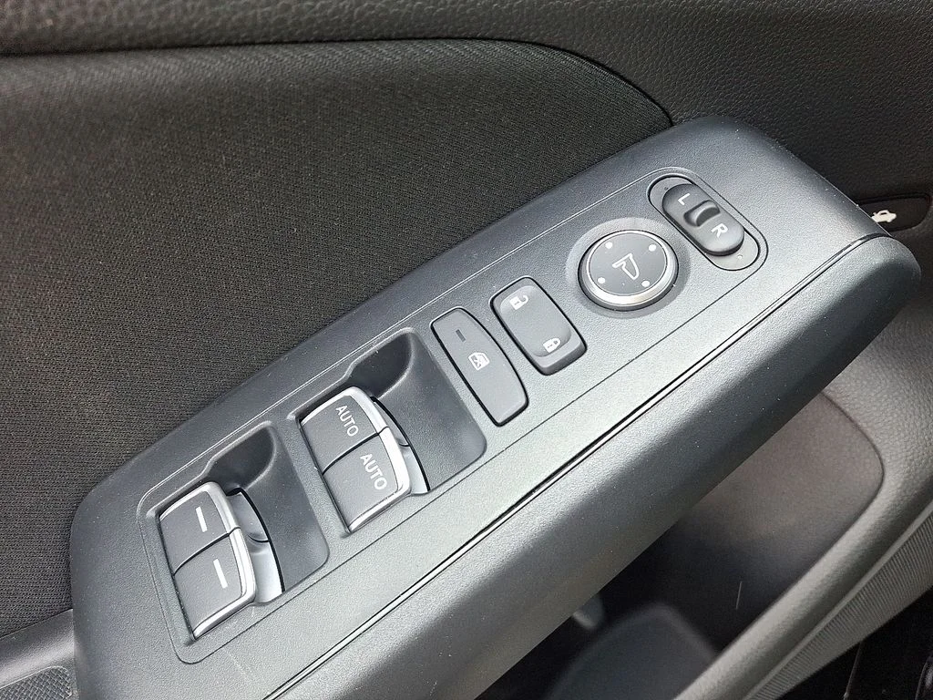 2023 Honda Civic Sport - Photo 25