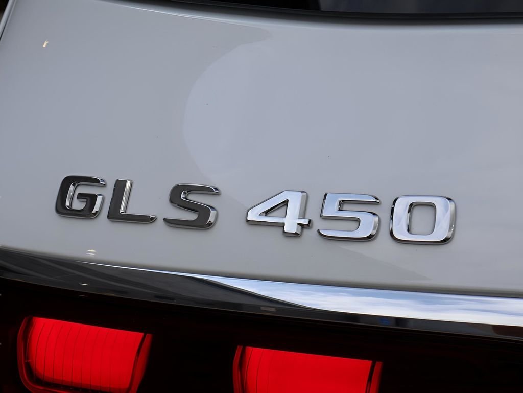 2025 Mercedes-Benz GLS Base - Photo 8