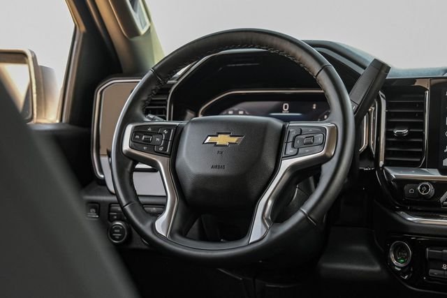 Used 2026 White Chevrolet LT image 12