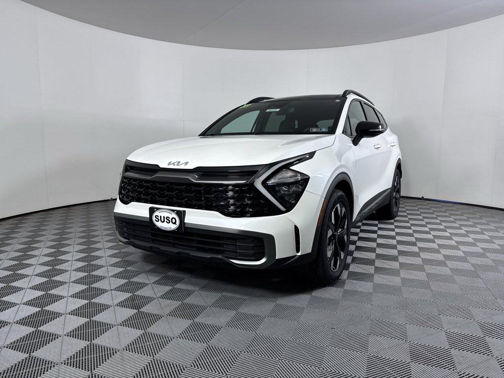 Used 2023 Snow White Pearl Kia X-Line image 18