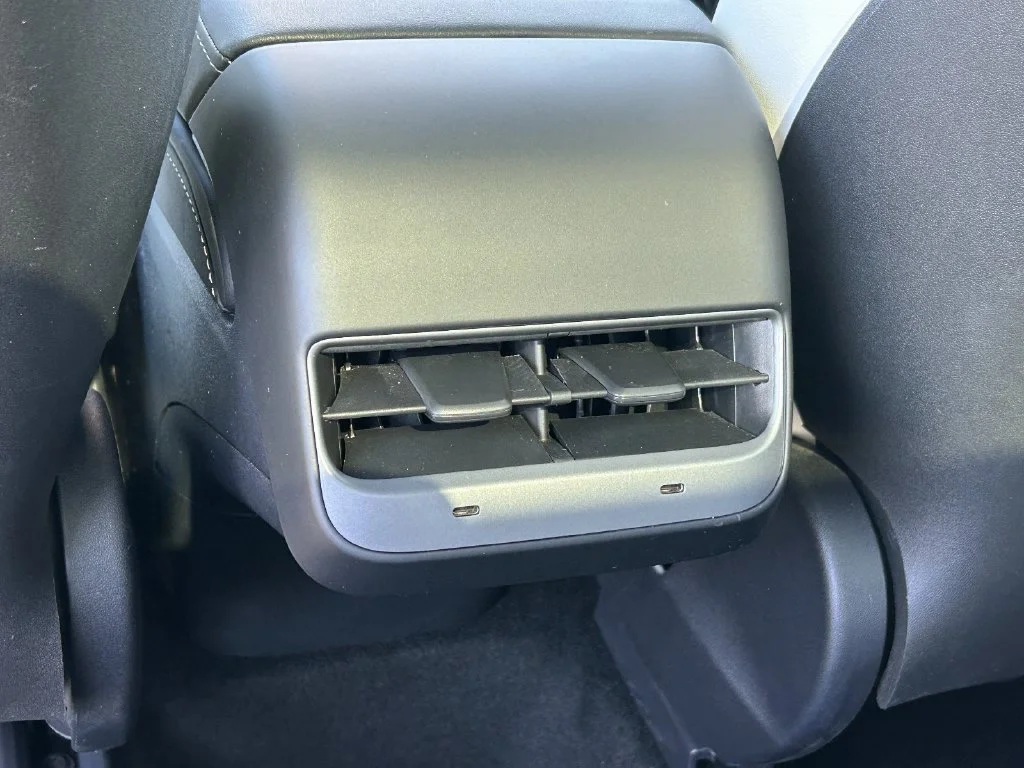 Used 2024 Stealth Gray Tesla Long Range image 15