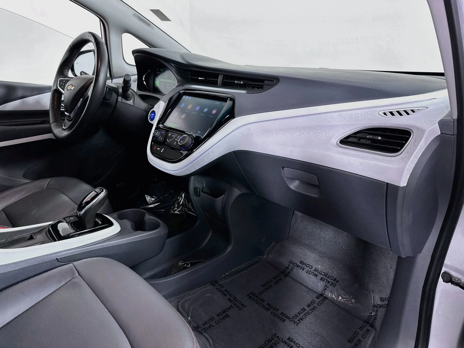 Used 2019 Silver Ice Metallic Chevrolet Premier image 29