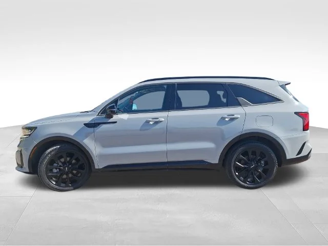 Used 2022 Gray Kia SX image 4