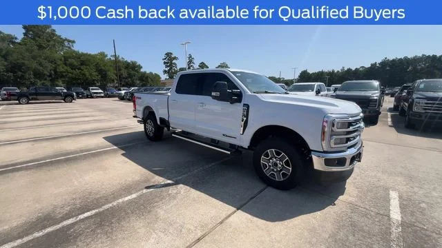 New 2026 Oxford White Ford Lariat image 2