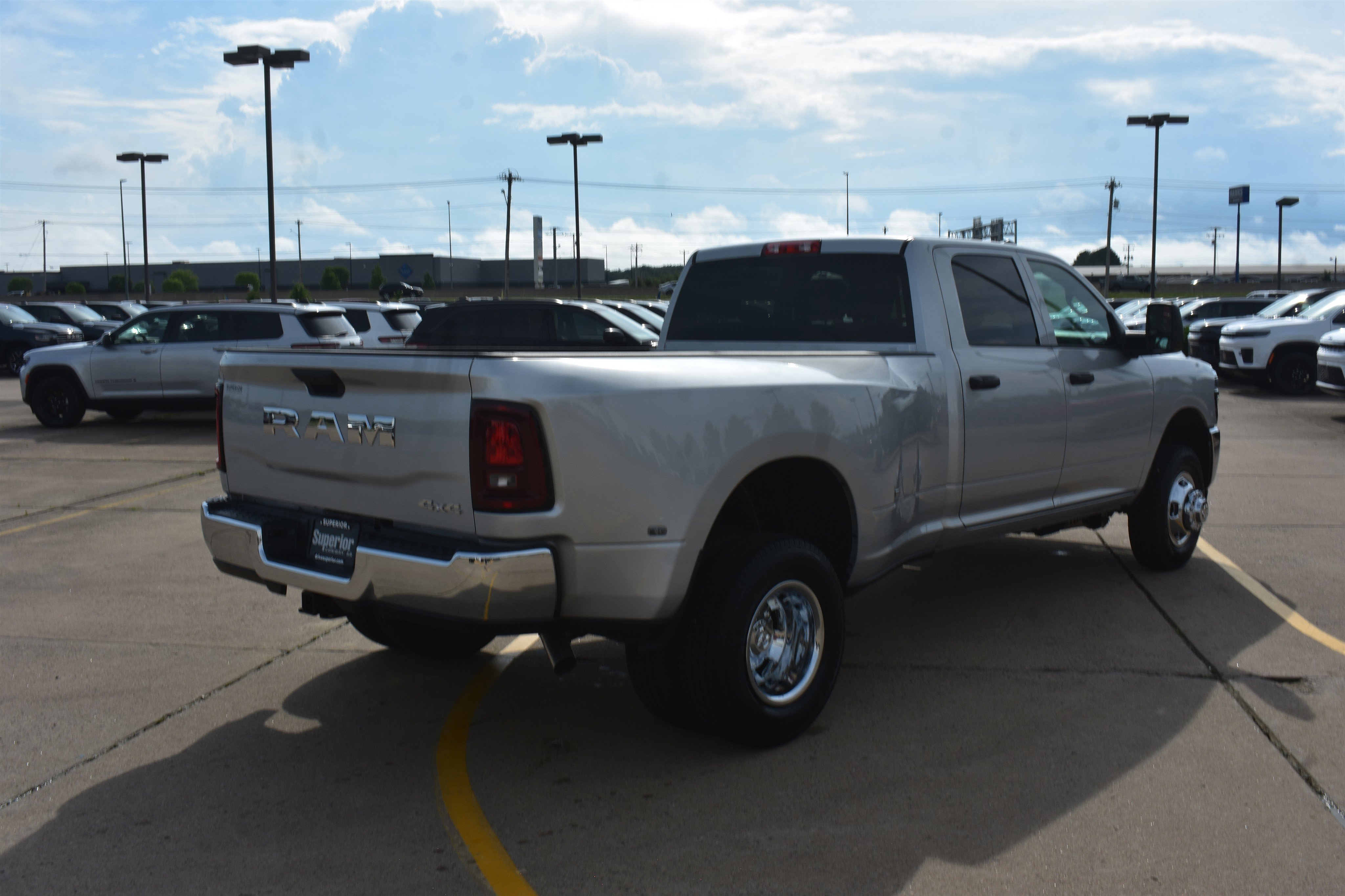 New 2026 Silver-Zynith Exterior Paint RAM Tradesman image 5