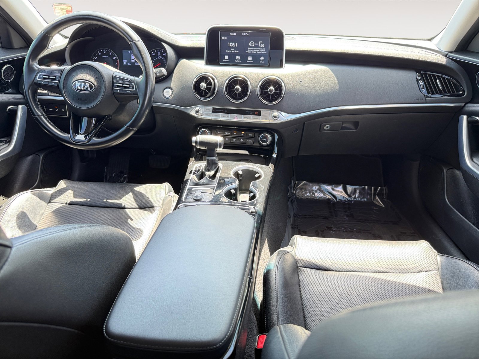 Used 2018 Aurora Black Kia Base image 15