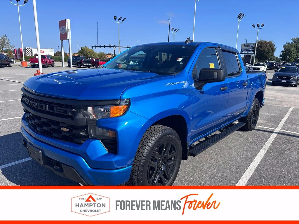 Used 2022 Blue Chevrolet Custom image 1