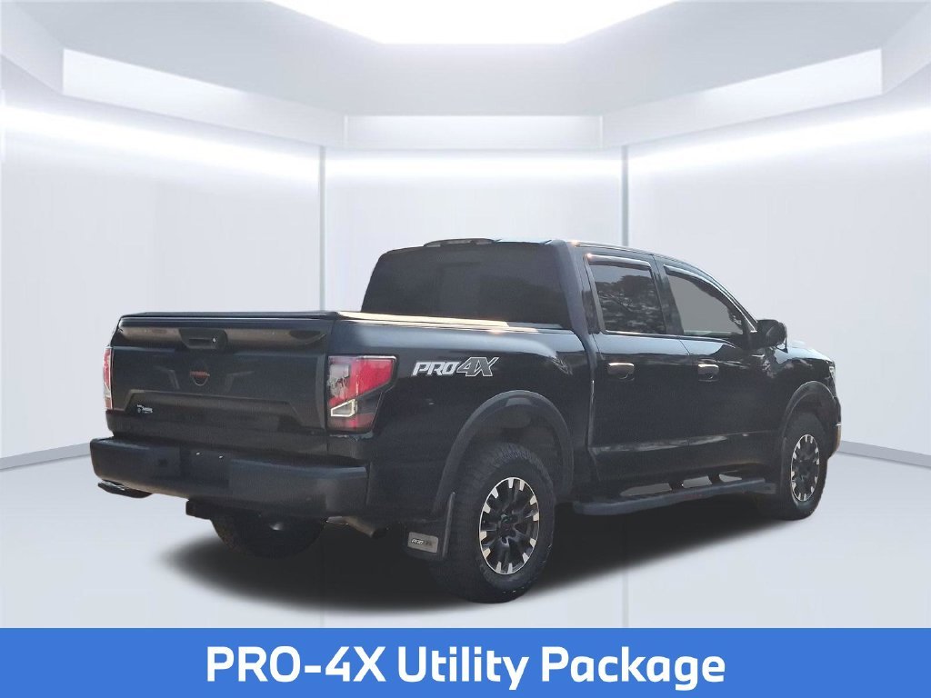 Used 2021 Black Nissan PRO-4X image 7