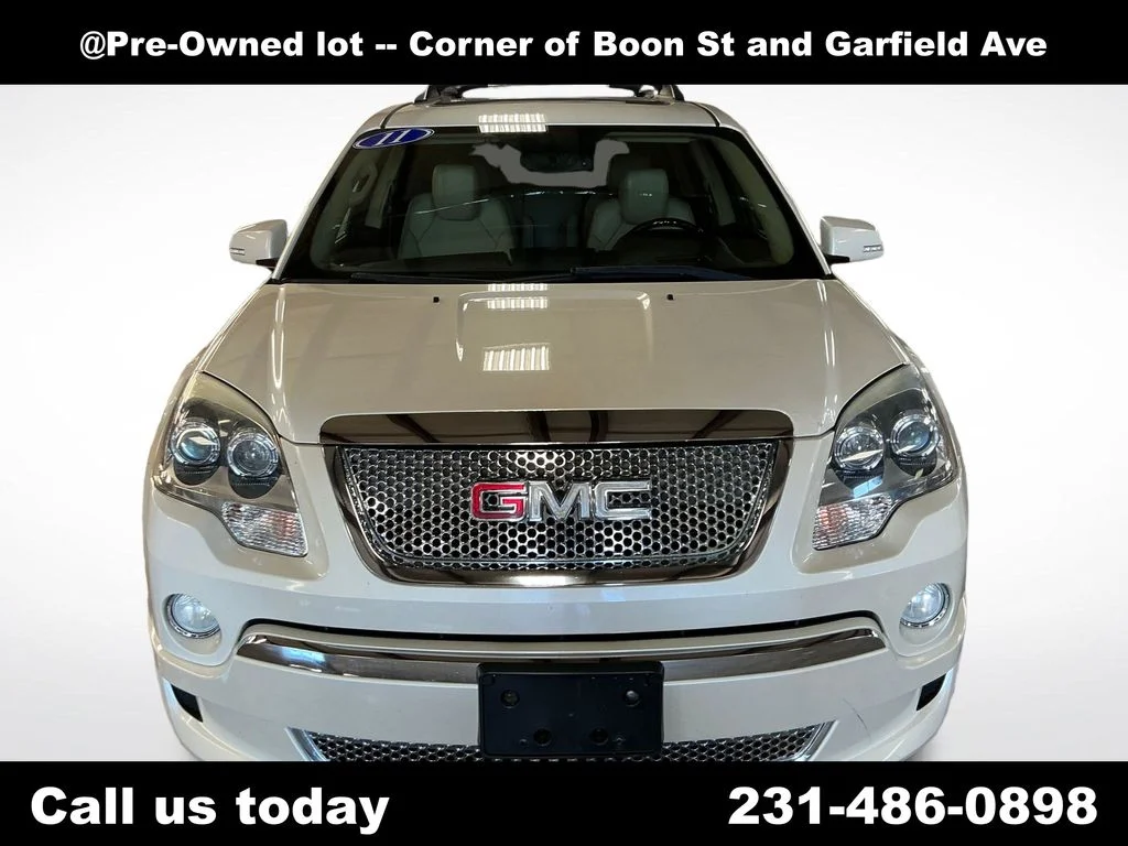 Used 2011  GMC Denali image 8