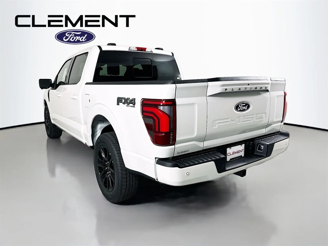 New 2026 Star White Metallic Tri-Coat Ford Platinum® image 8