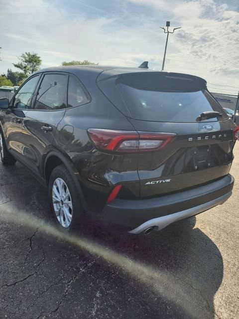 Used 2025 Agate Black Metallic Ford Active image 16