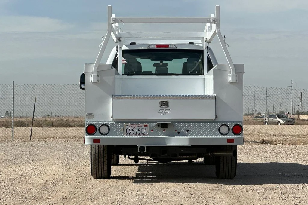 New 2025 White Ford XL image 5