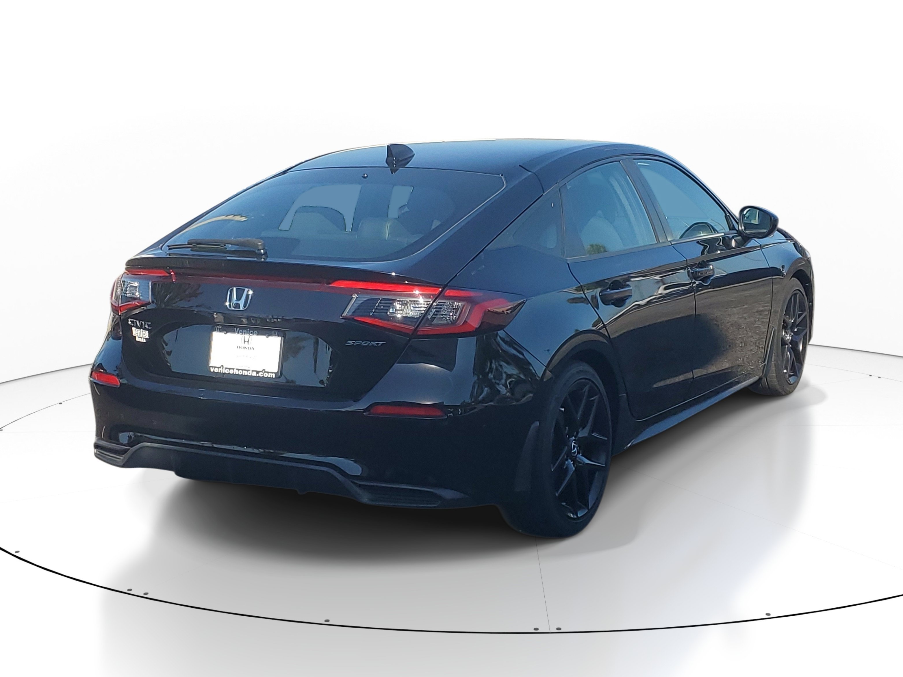 Used 2024  Honda Sport image 6