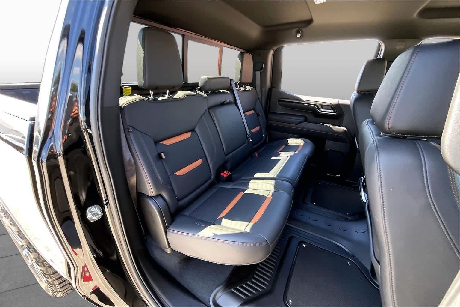 Used 2026 Onyx Black GMC AT4 image 19