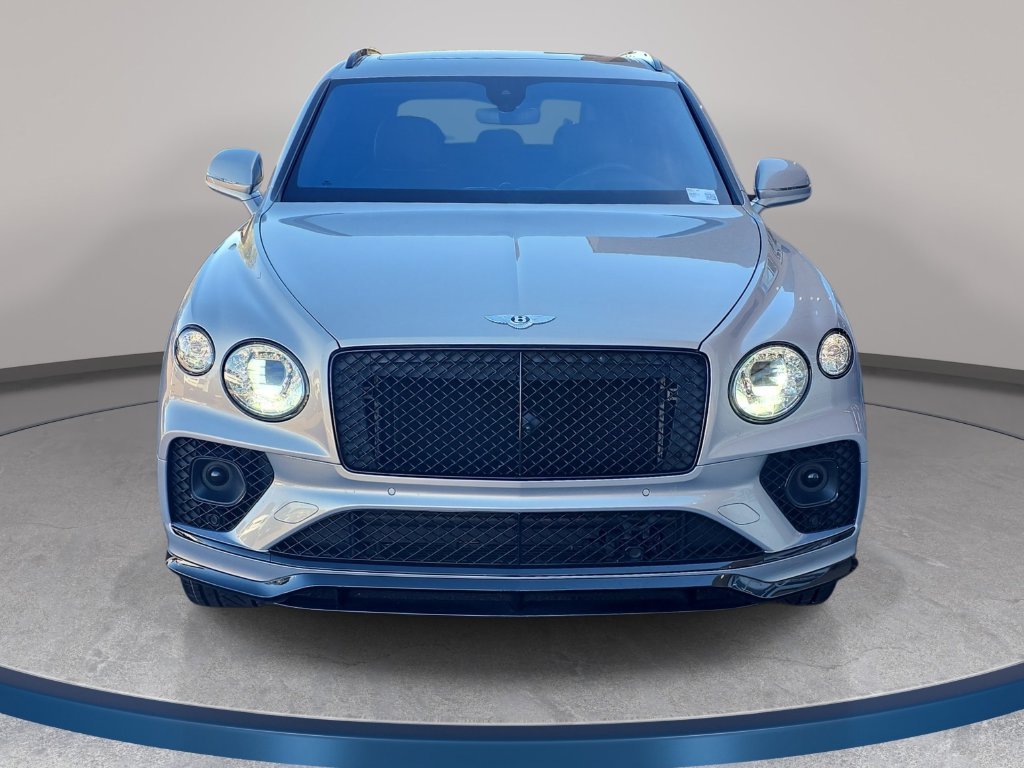 Used 2022 Silver Bentley  image 3
