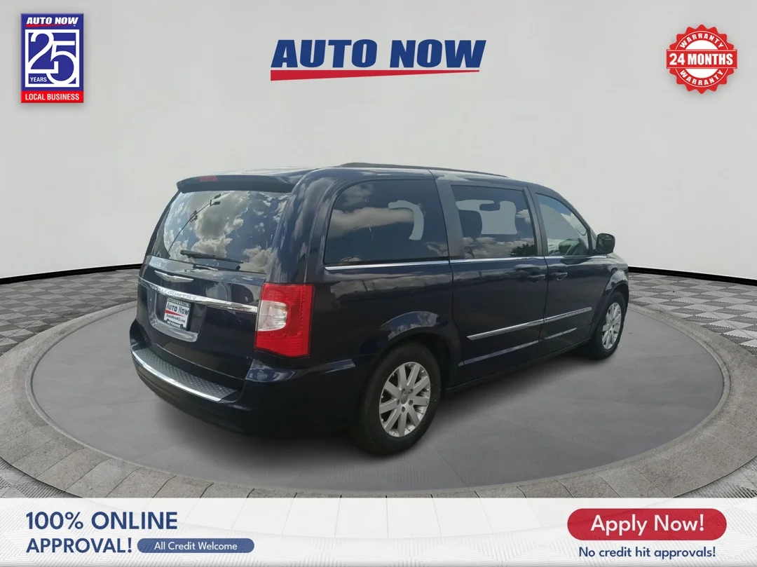 Used 2015 Blue Chrysler Touring image 5