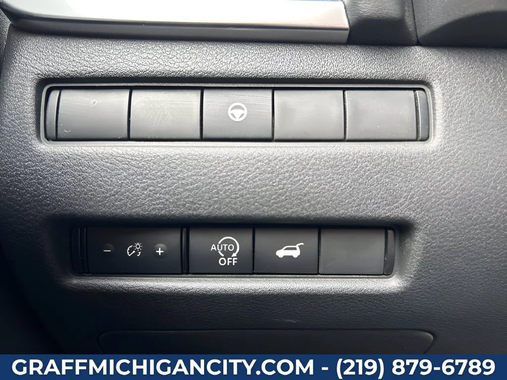 Used 2024 Red Nissan SV Intelligent AWD image 24