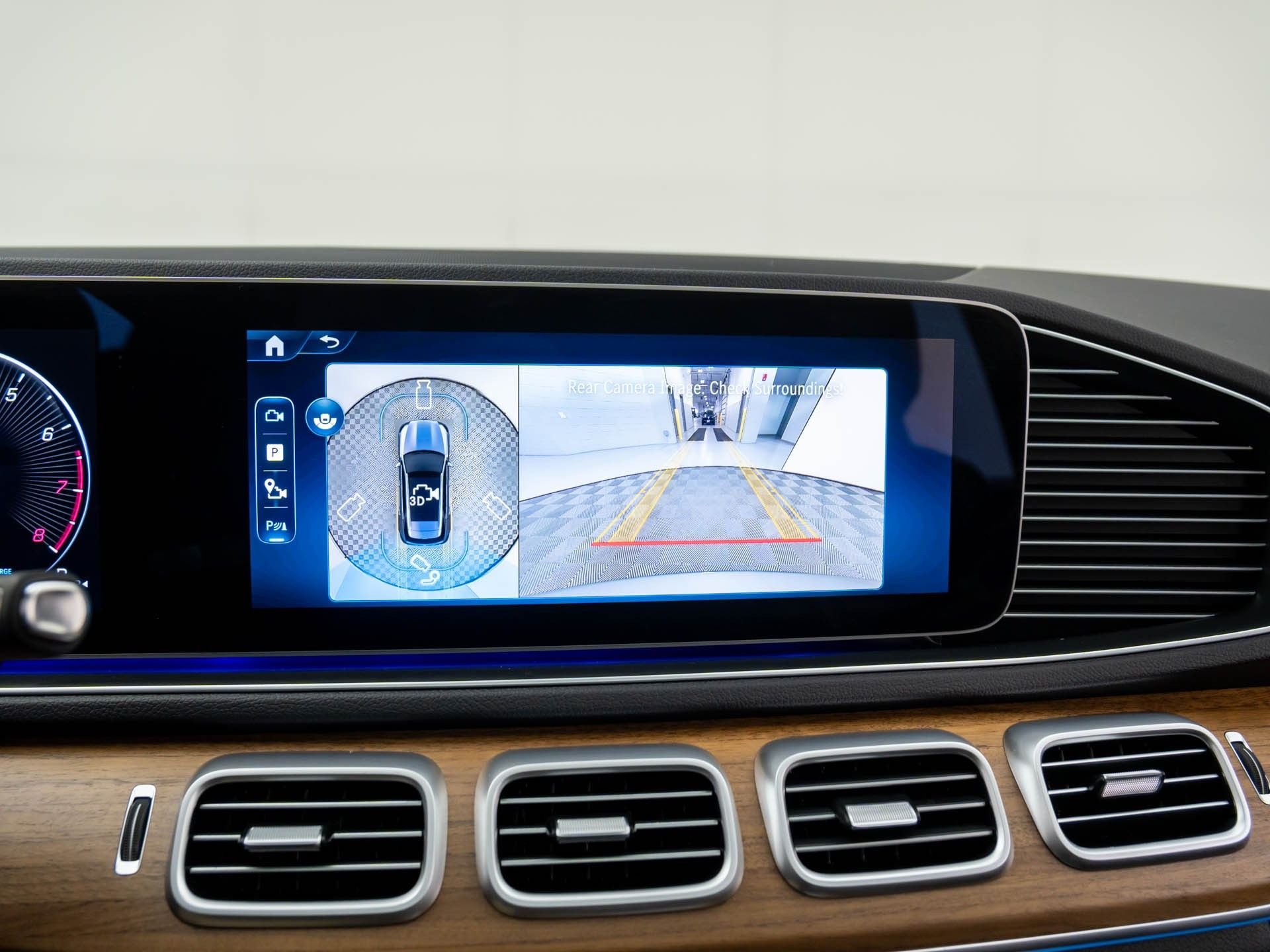 Certified Used 2026 Gray Mercedes-Benz GLE 350 image 25