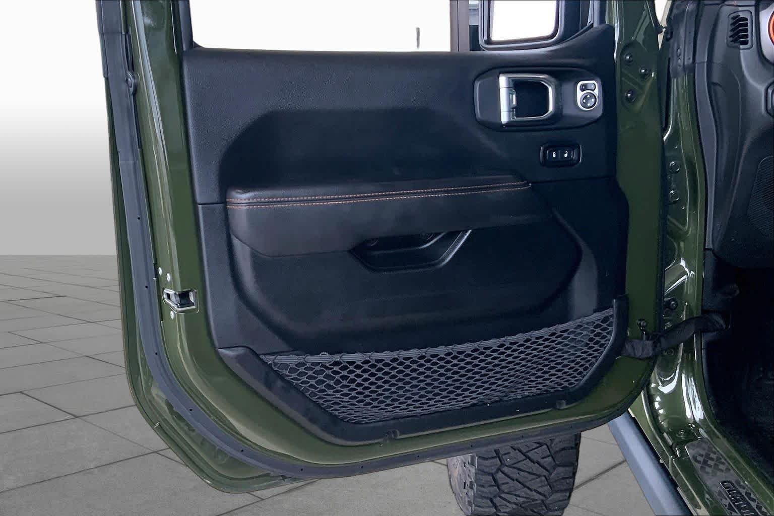 Used 2021 Sarge Green Clearcoat Jeep Mojave image 20