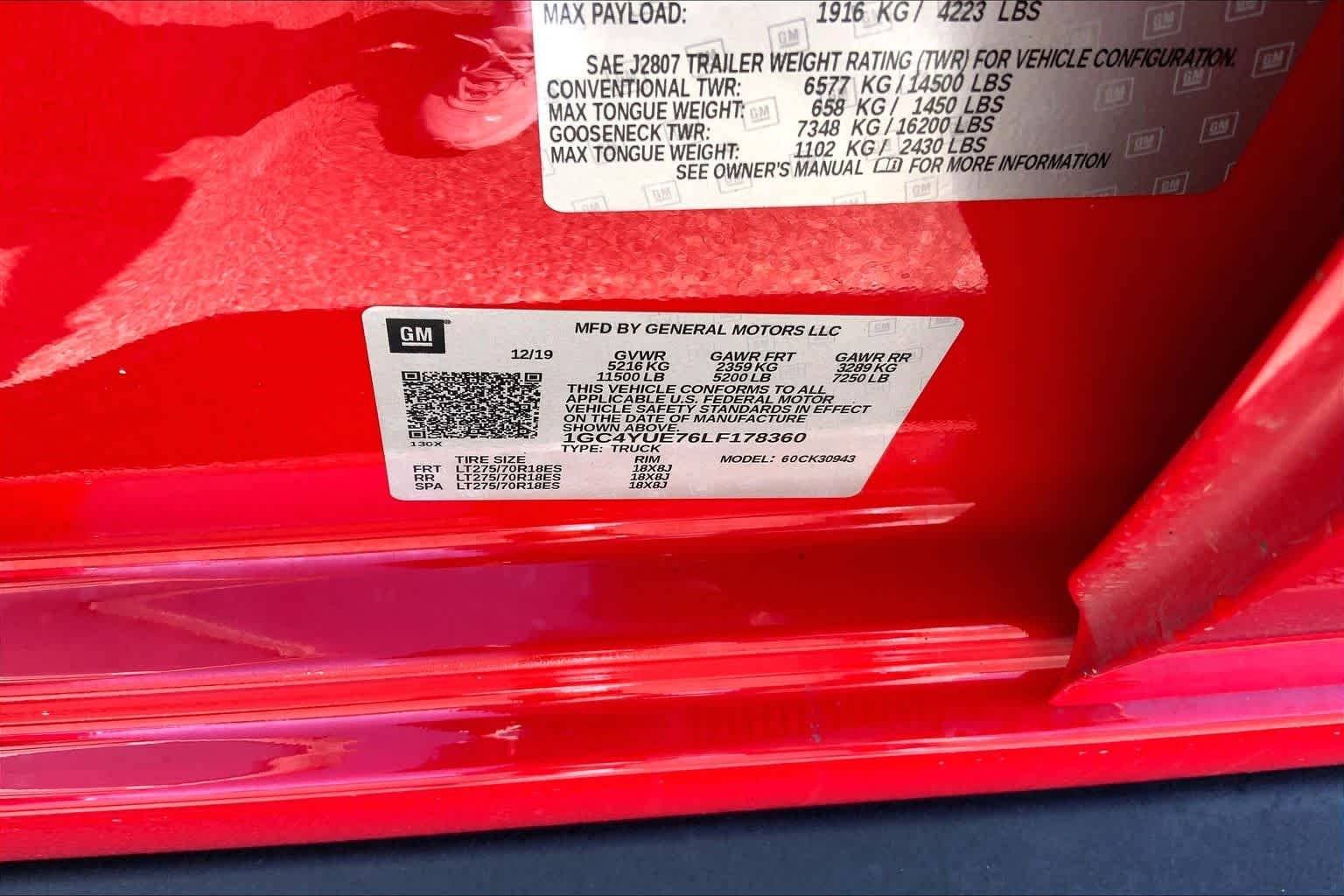 Used 2020 Red Hot Chevrolet LTZ image 33