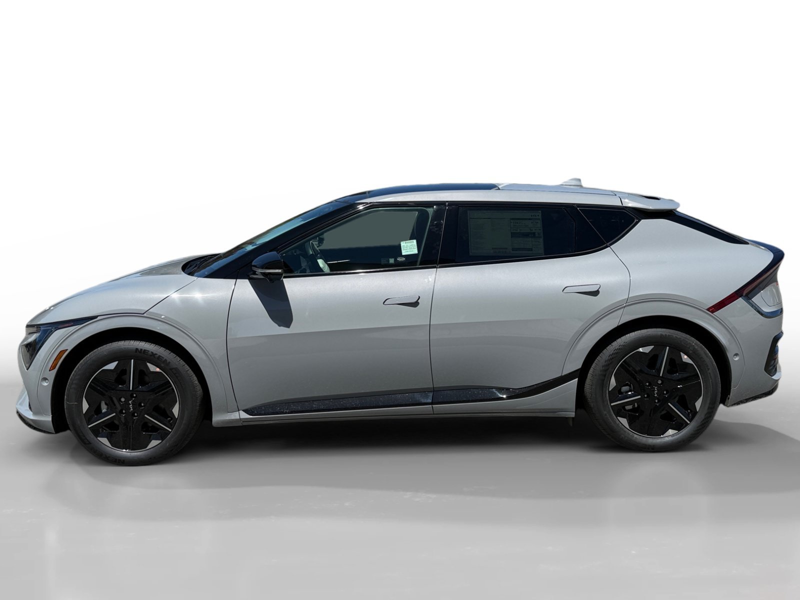 New 2026 Wolf Gray Kia GT-LINE image 2