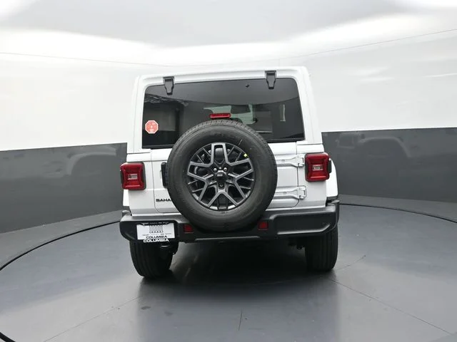 New 2026 Bright White Clear-Coat Exterior Paint Jeep Sahara image 8