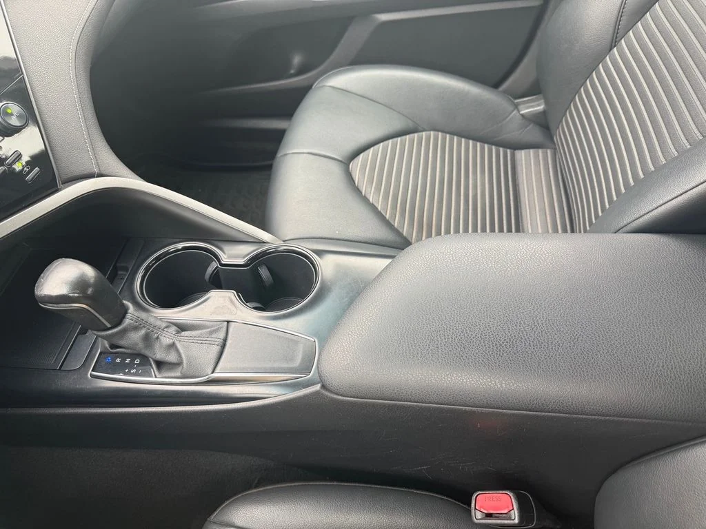 Used 2020 Gray Toyota SE image 17