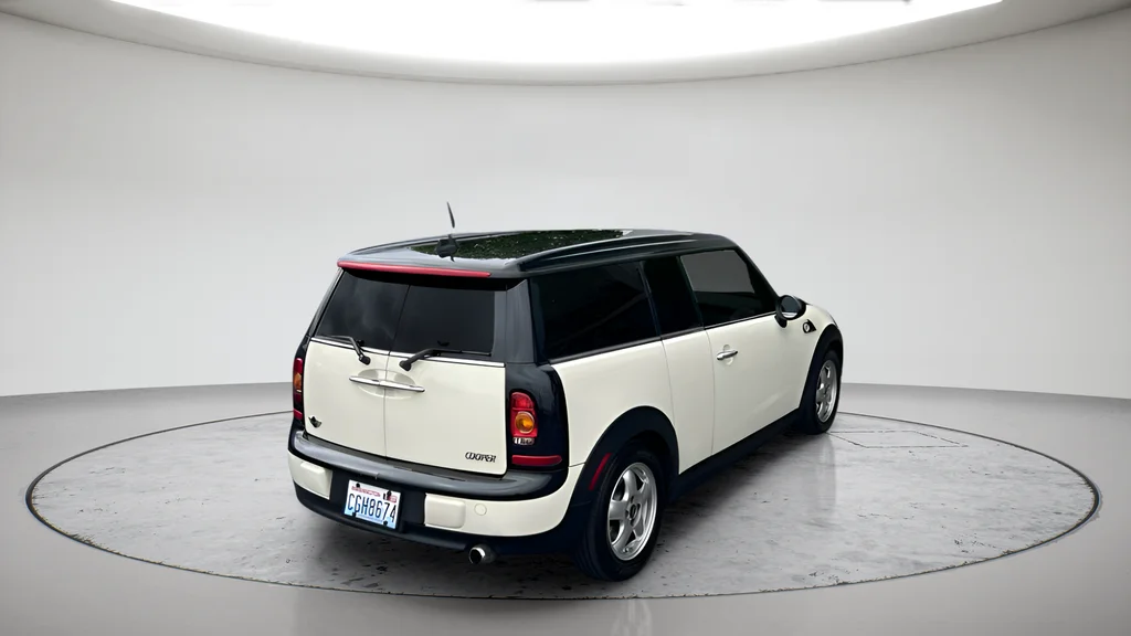Used 2009 White MINI S image 3