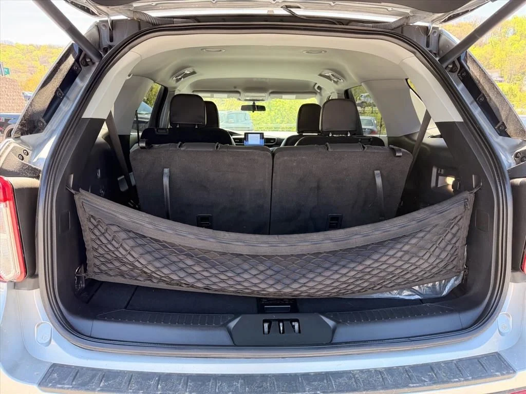 Used 2023 Silver Ford XLT image 28