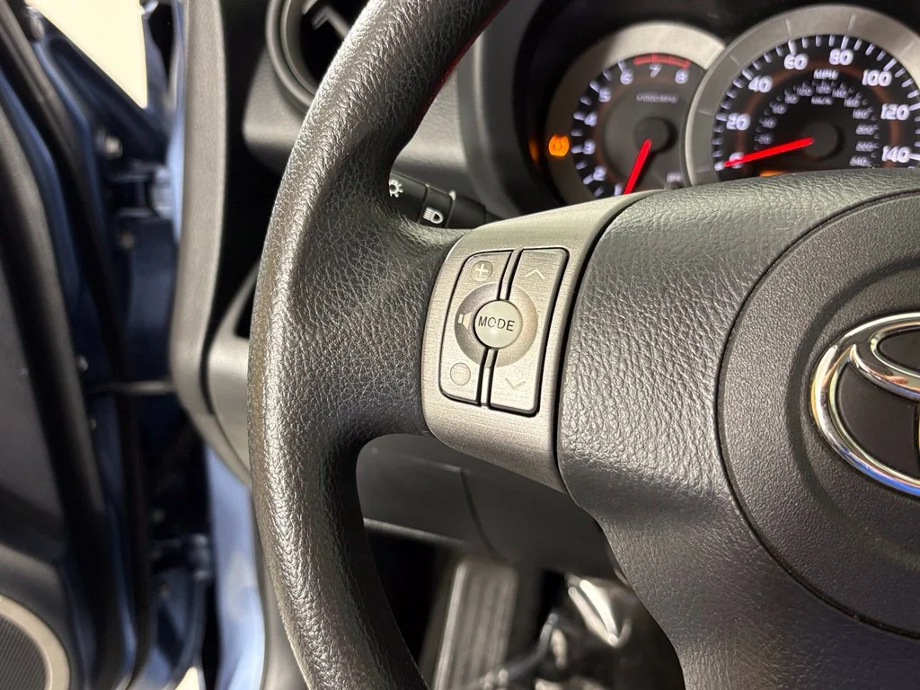 Used 2007 Blue Toyota Sport image 19