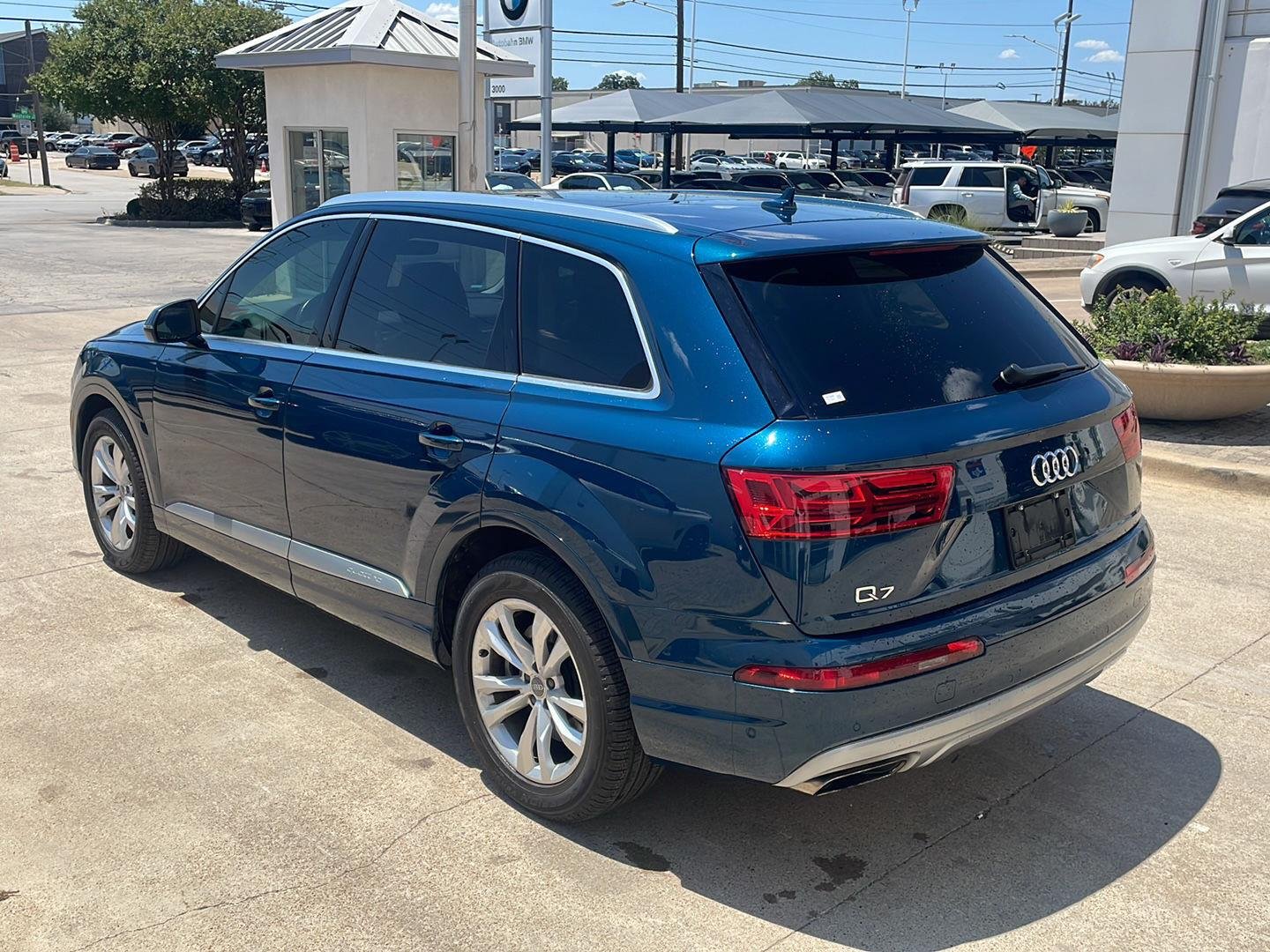 Used 2019 Galaxy Blue Metallic Audi Premium Plus image 5