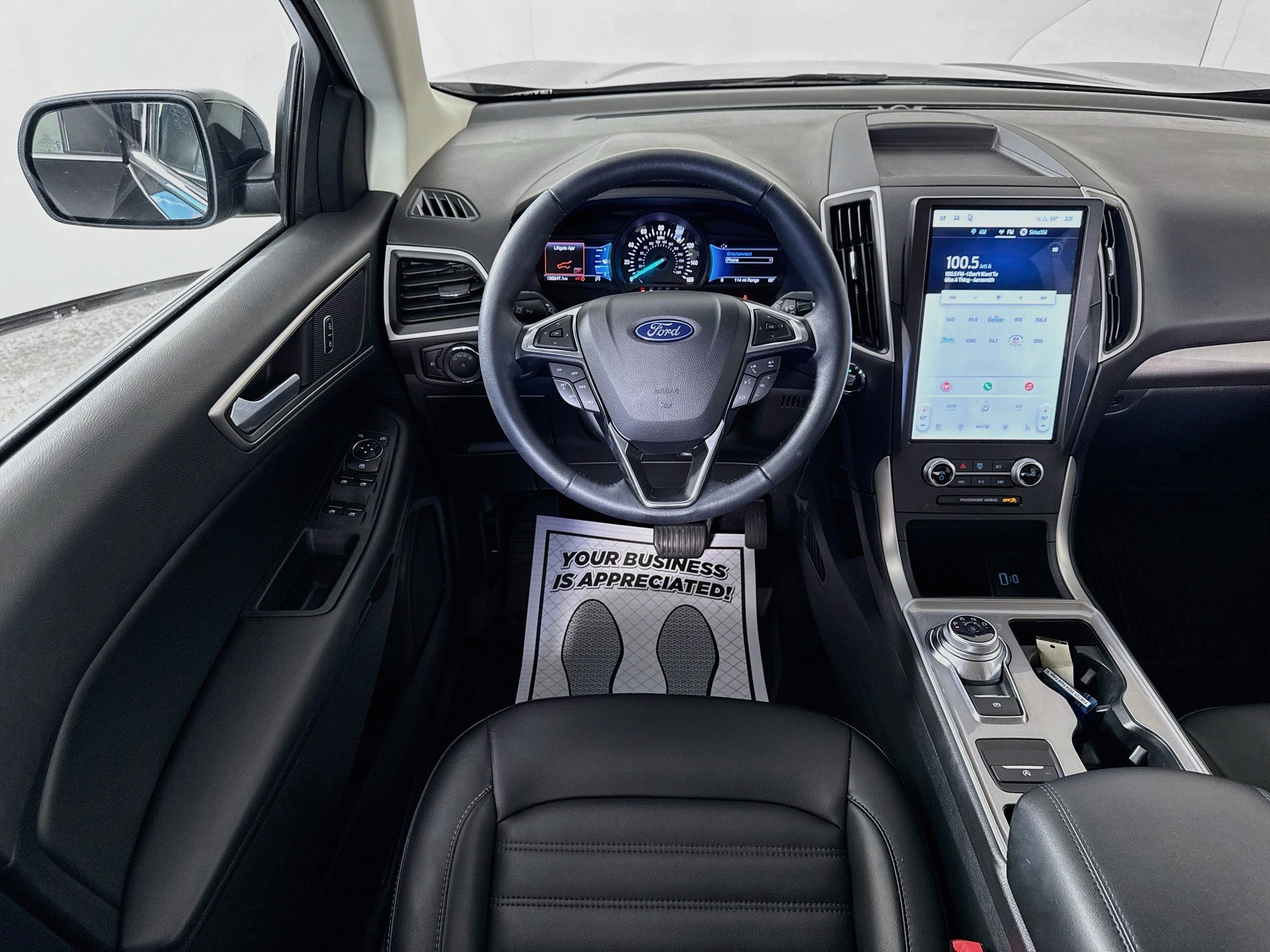 Used 2024 Agate Black Metallic Ford SEL image 21