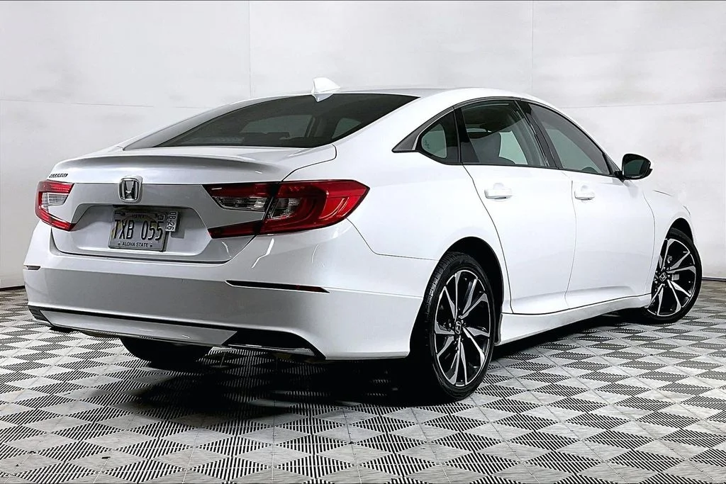 Used 2019  Honda LX image 10