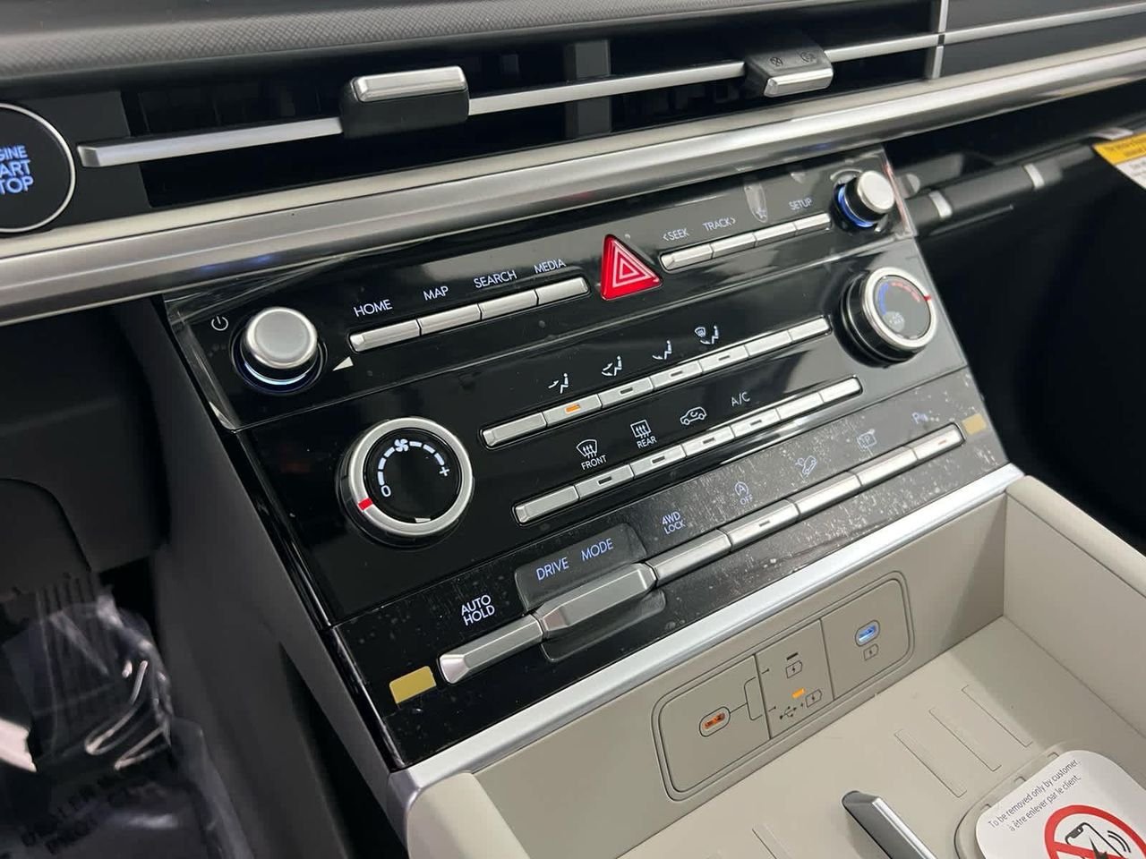 New 2026 Phantom Black Hyundai SE AWD image 18