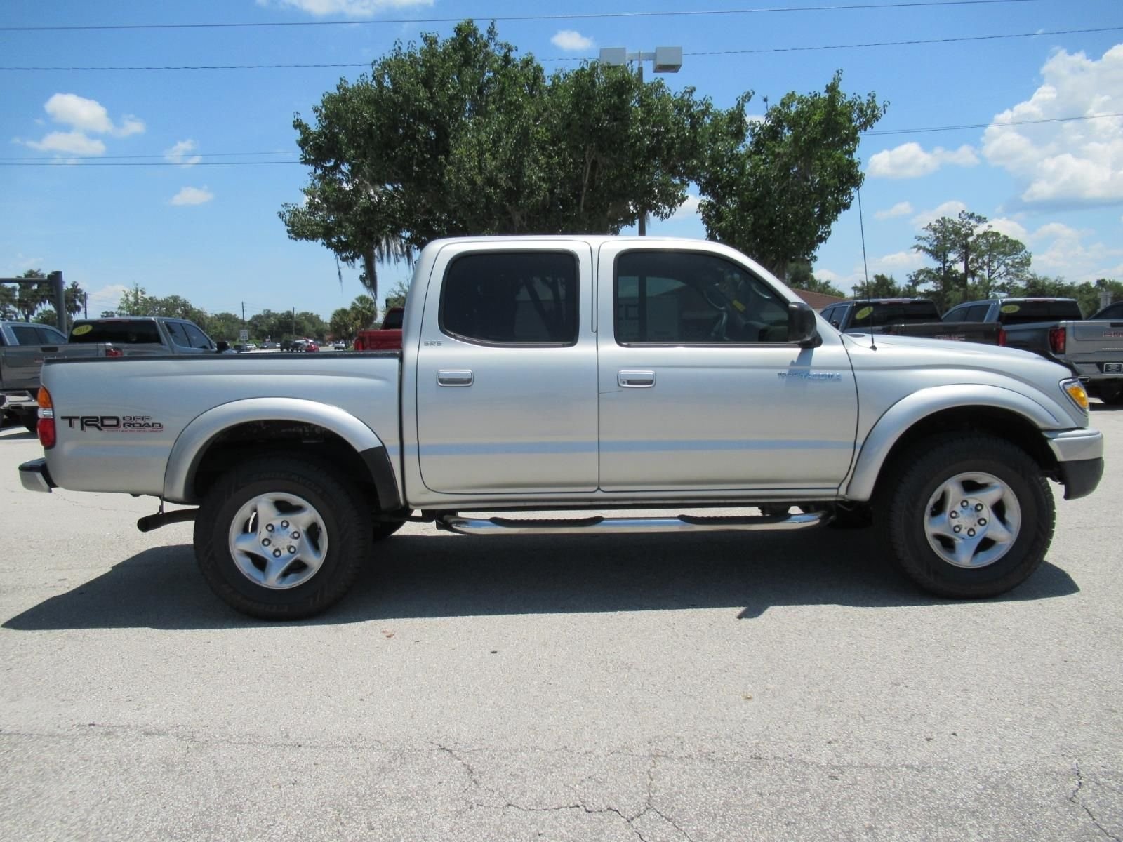 Used 2004 Silver Toyota PreRunner image 2