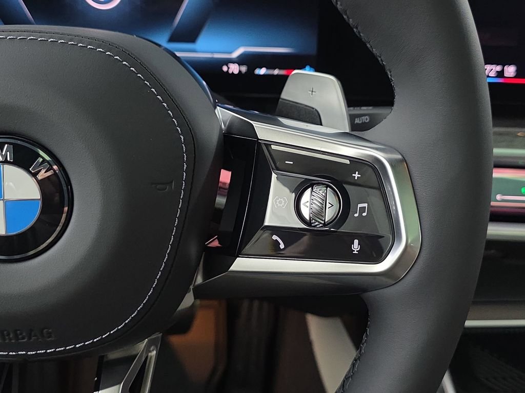 2026 BMW 7 Series 760i - Photo 18