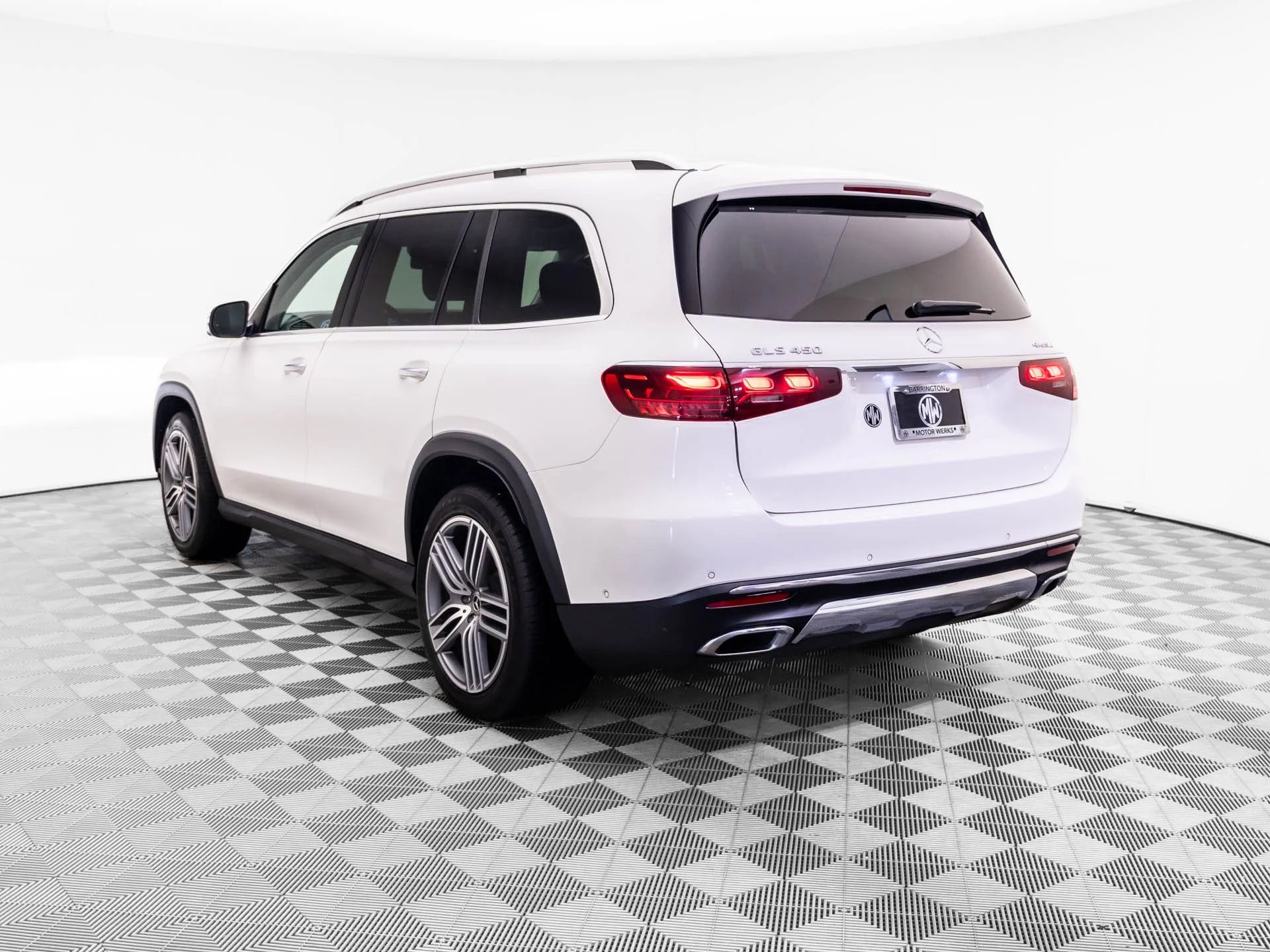 Used 2024 White Mercedes-Benz GLS 450 image 3