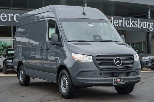 2026 Mercedes-Benz Sprinter 2500 144 WB's photo