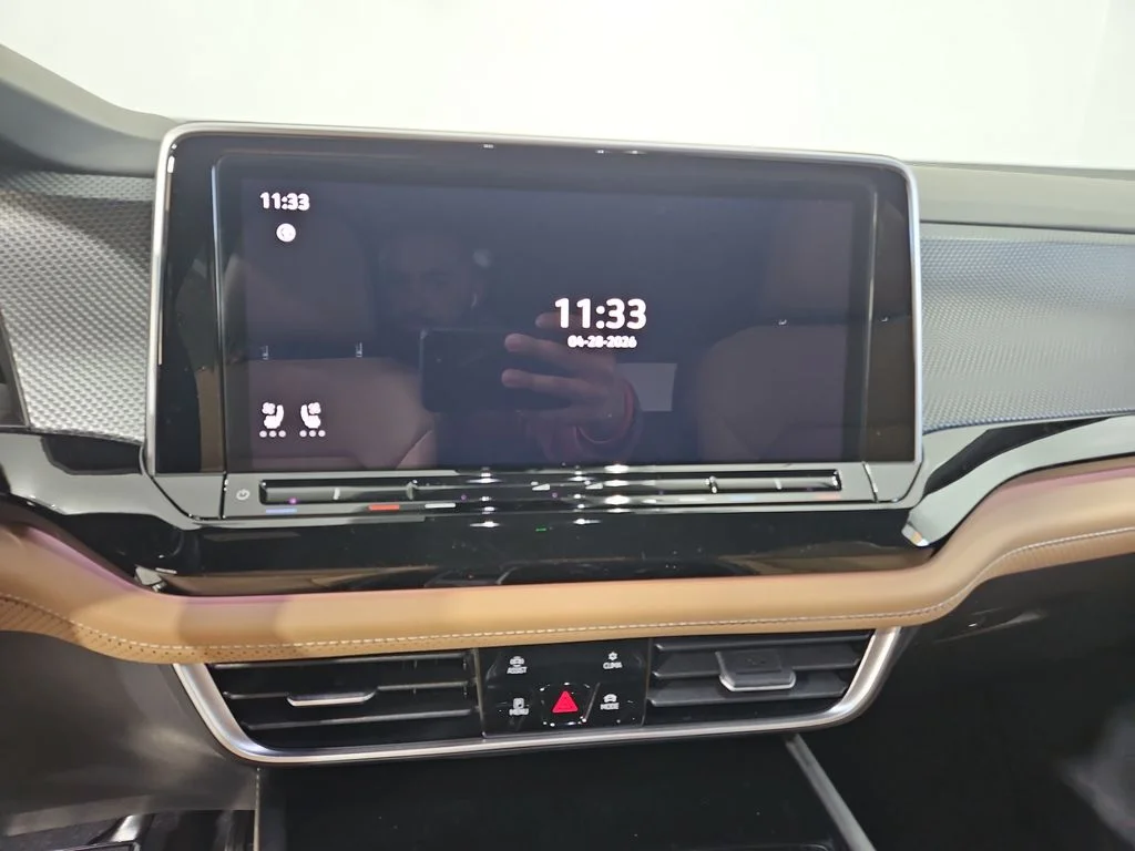 New 2026 White/off-white Volkswagen 2.0T SEL R-Line Black image 18