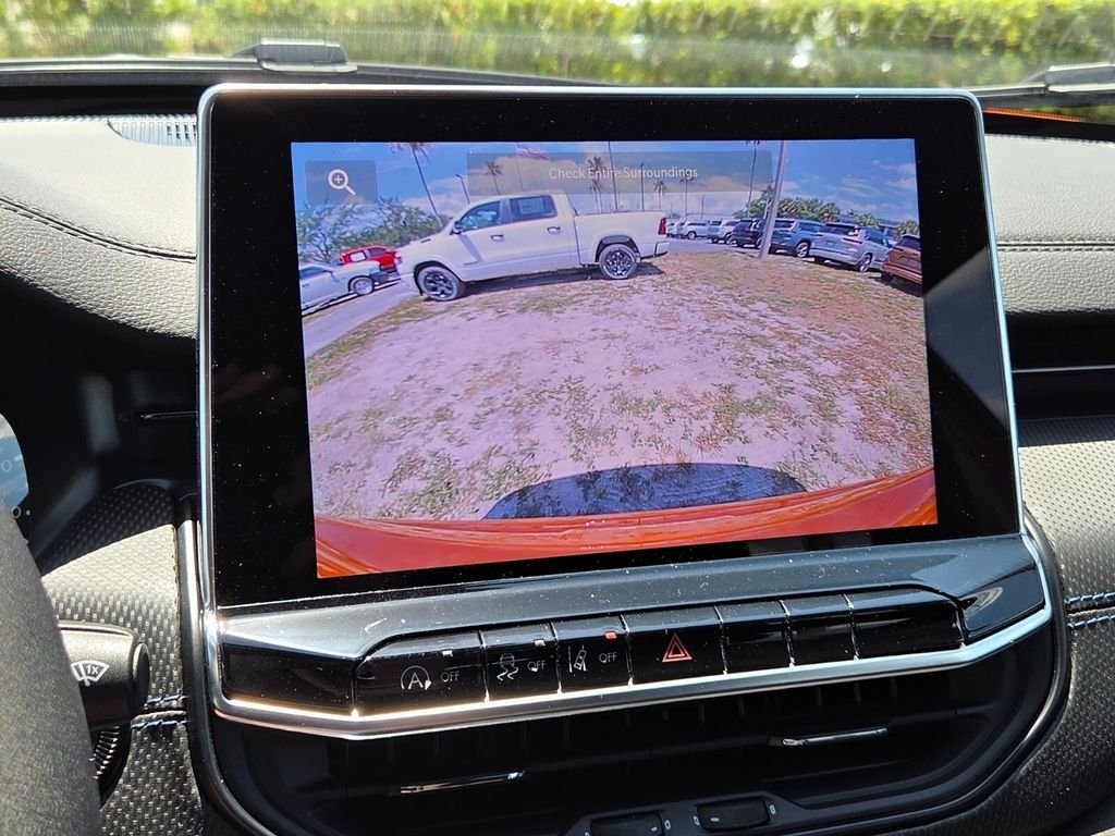 New 2026 Joose (DISC) Jeep Latitude image 17