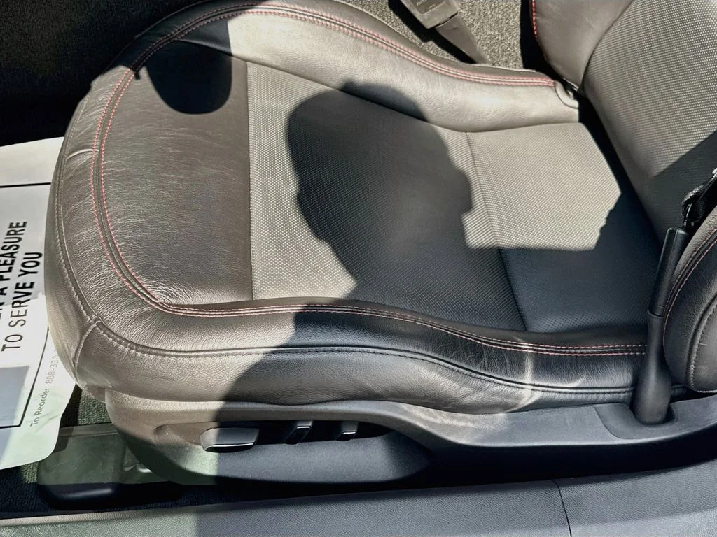 Used 2019 White Chevrolet Z06 image 25