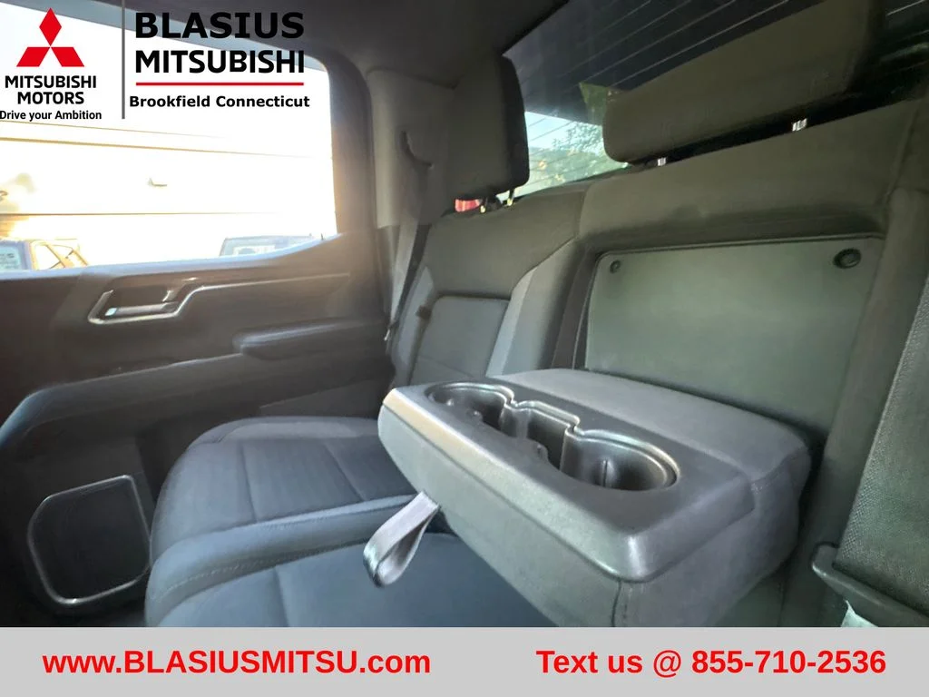 Used 2022 Red Chevrolet LT Trail Boss image 40