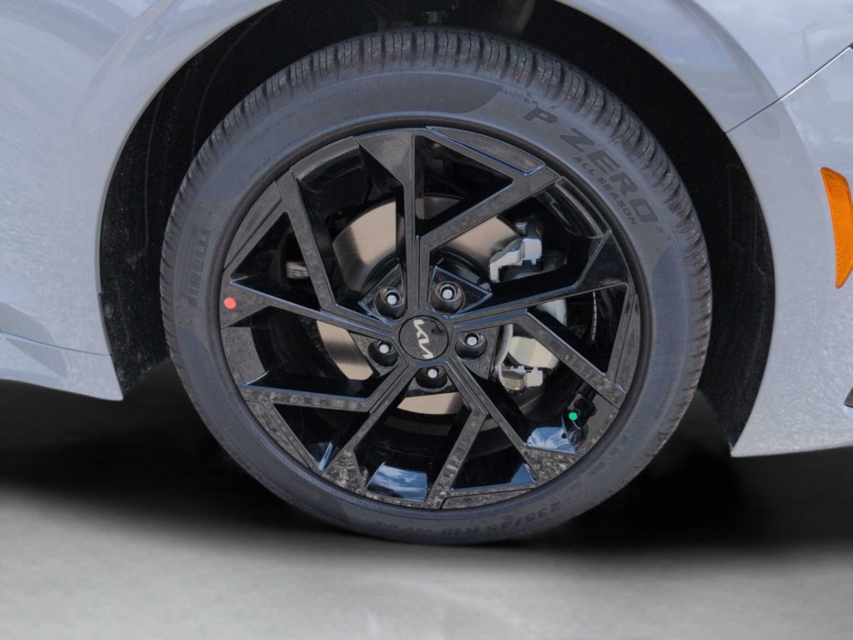 New 2026 Wolf Gray Kia GT-Line image 21
