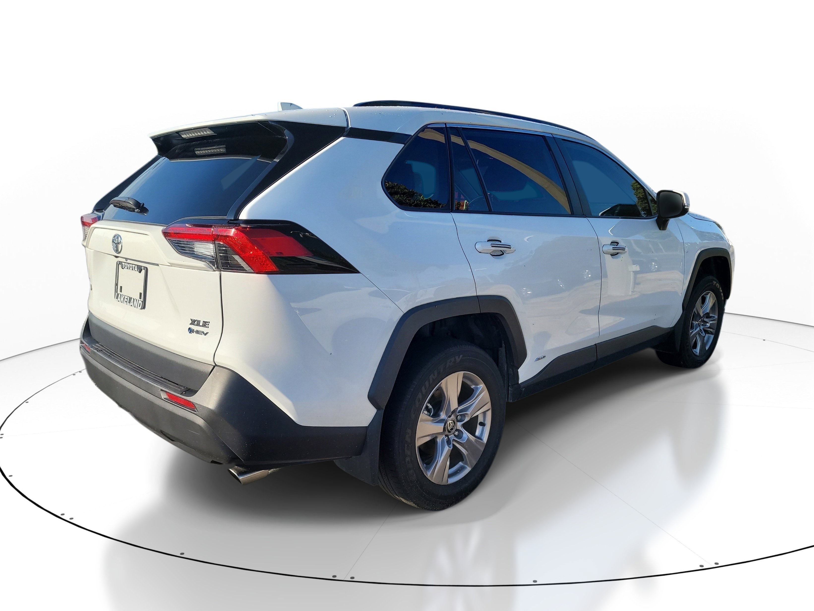Used 2025 Ice Toyota Hybrid XLE image 6