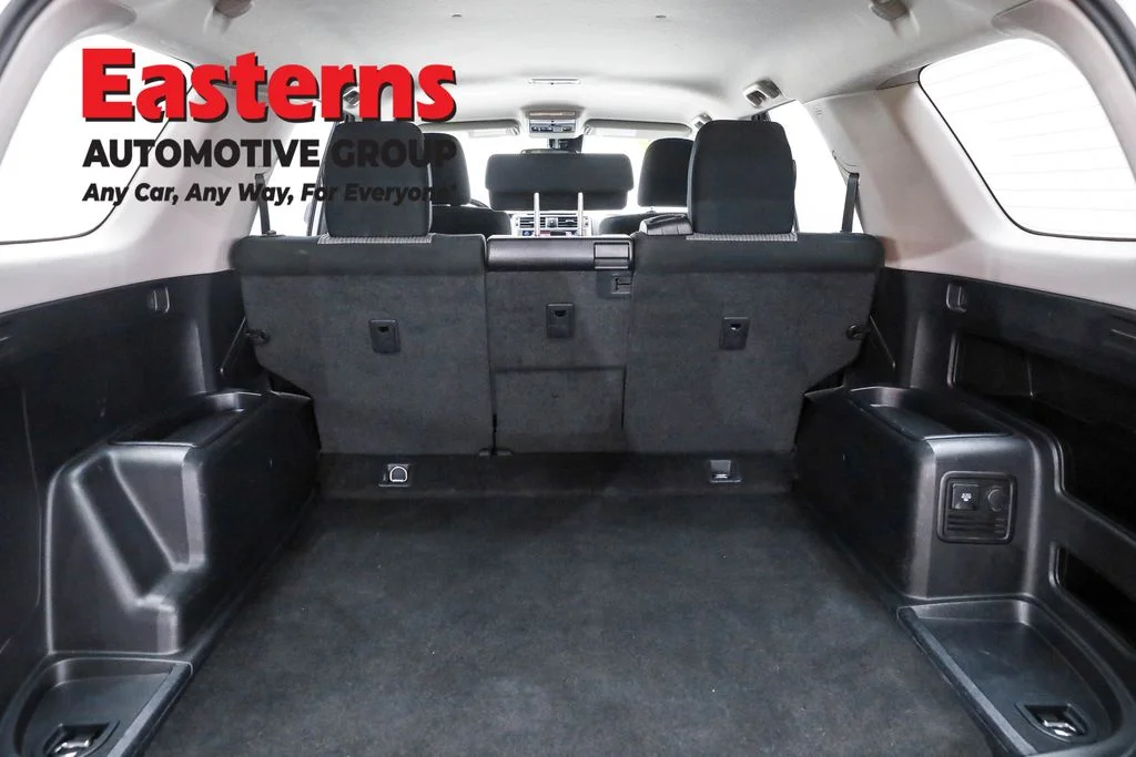 Used 2024 White Toyota SR5 image 9