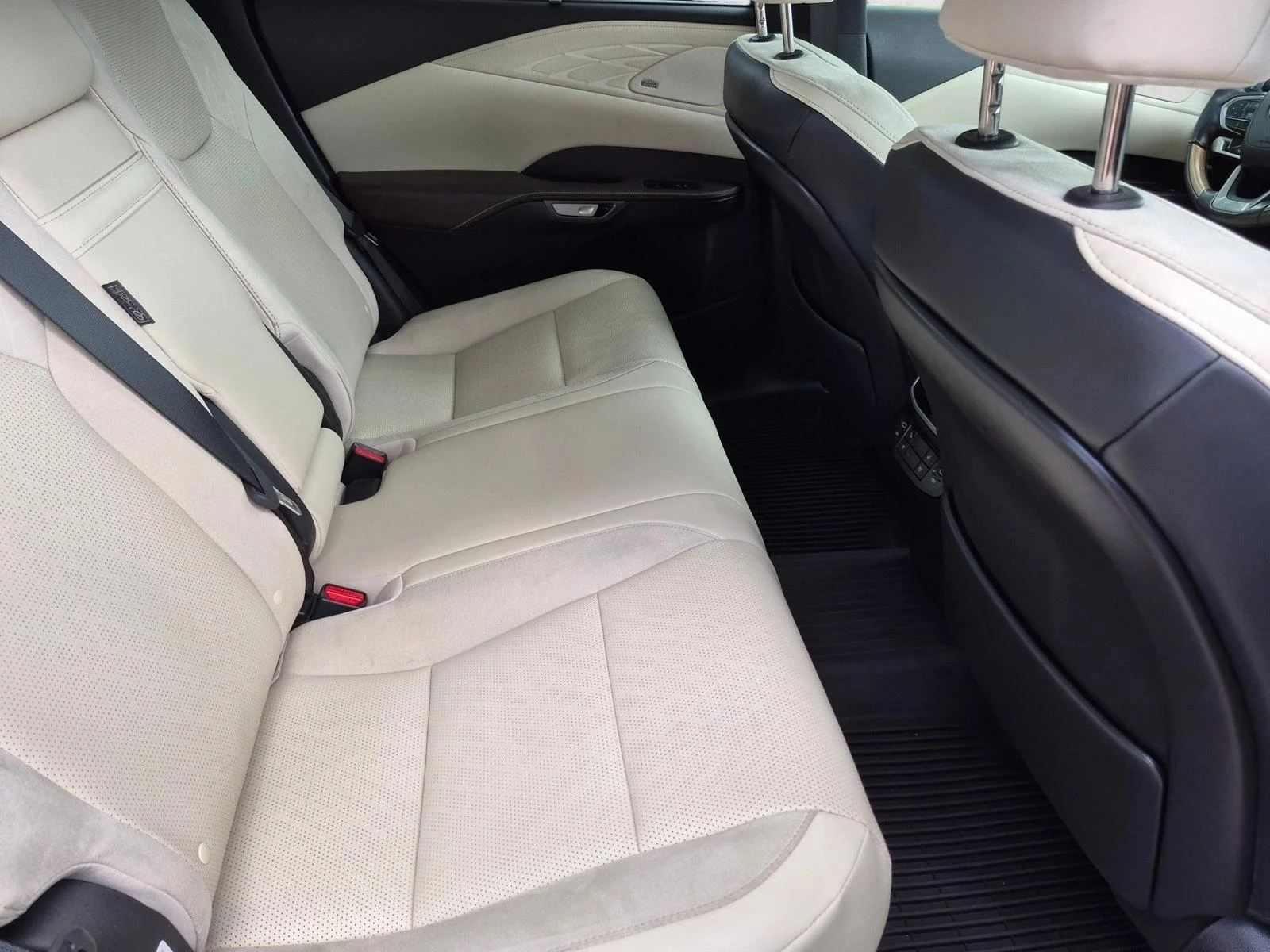 Certified Used 2023 Matador Red Mica Lexus LUXURY FWD image 19