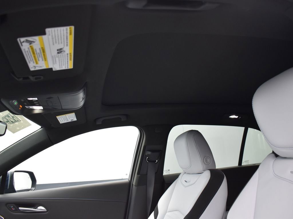 2025 CADILLAC XT4 - Image 23