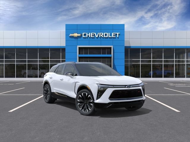 New 2026 Polar White Tricoat Chevrolet RS image 1