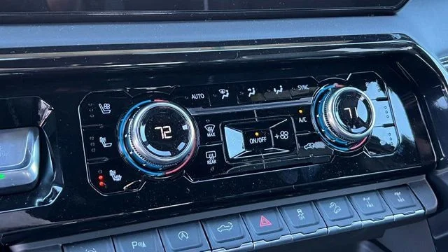 2026 GMC Sierra 1500 AT4X - Photo 23